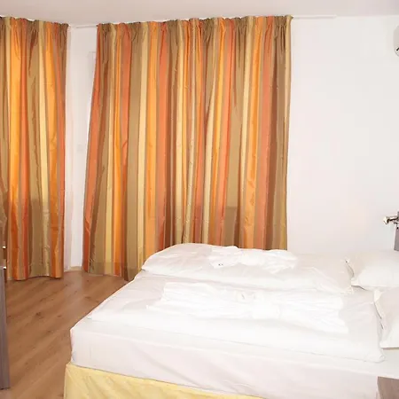 Guest house Kosta's *